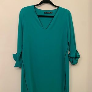 Green Contrasting Piping Bow Sleeve Mini Dress
